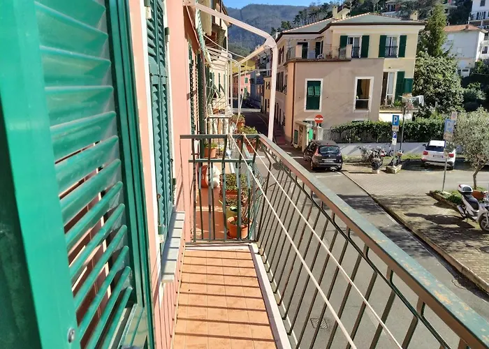 Mara House 레반토