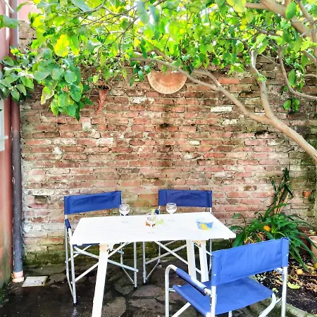 Mara House Lägenhet Levanto